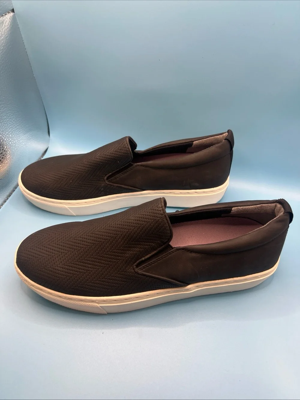 Dr. Scholl's Be Free Men's Slip On Shoes Size 9 M Black Textured Sneaker EUC